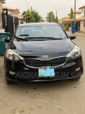 Kia Cerato 2013 Black