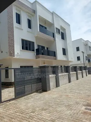 7bdrm Mansion in Asokoro for sale