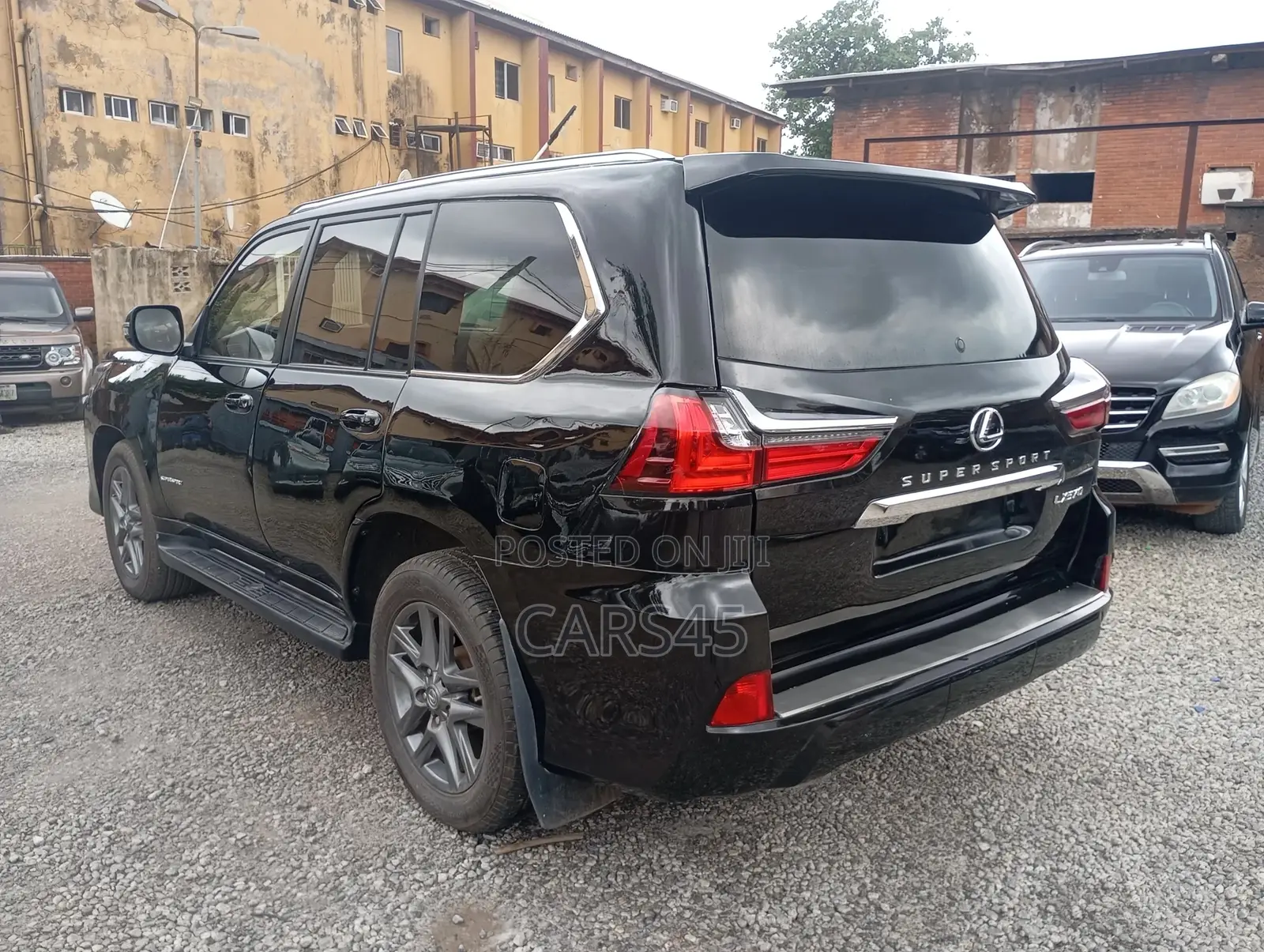 Lexus LX 2003 Black