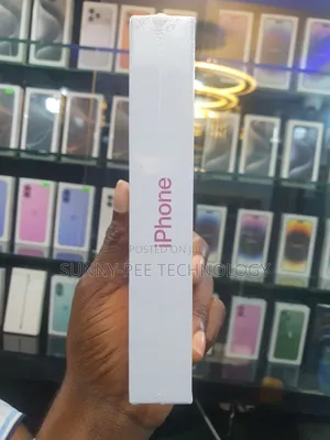 New Apple iPhone 14 128 GB White