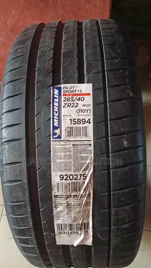 285/40/22 Michelin Pilot Sport 4s Tyre