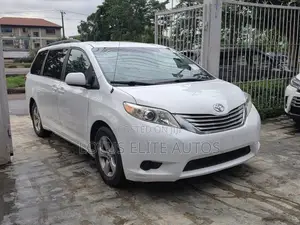 Toyota Sienna 2014 White