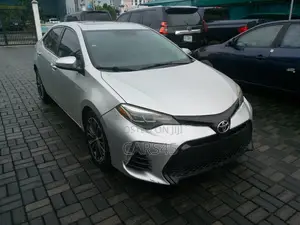 Toyota Corolla 2016 Silver