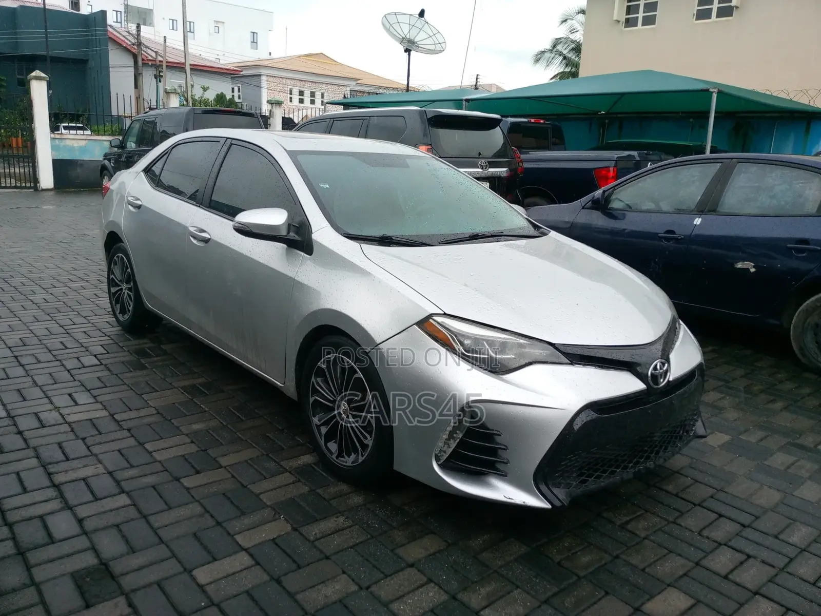 Toyota Corolla 2016 Silver