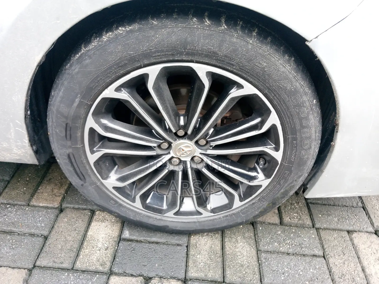 Toyota Corolla 2016 Silver