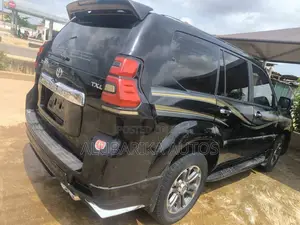 Toyota Land Cruiser Prado 2012 Black