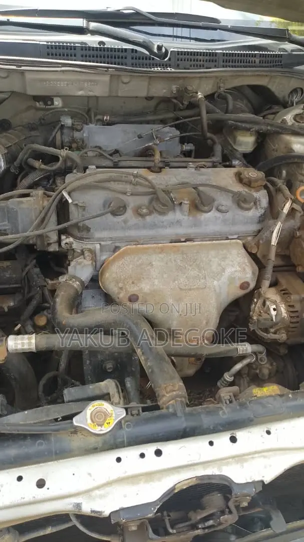 Honda Accord 2000 Silver