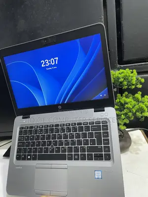 Laptop HP EliteBook 840 G3 8GB Intel Core i5 SSD 256GB