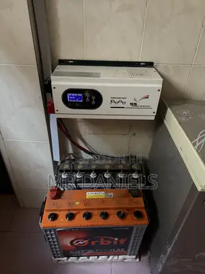 2.5kva Inverter 2- 200 W Solar and Solar Controller