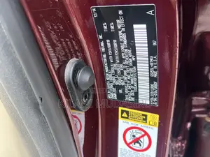 Toyota Highlander XLE 4dr SUV AWD (3.5L 6cyl 6A) 2015 Burgundy