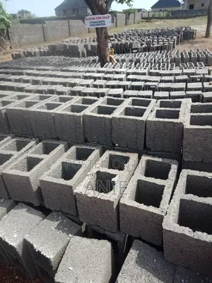 9 Inches,6inches, 5,4 Inches Solid Hollow Blocks Kerb Stone