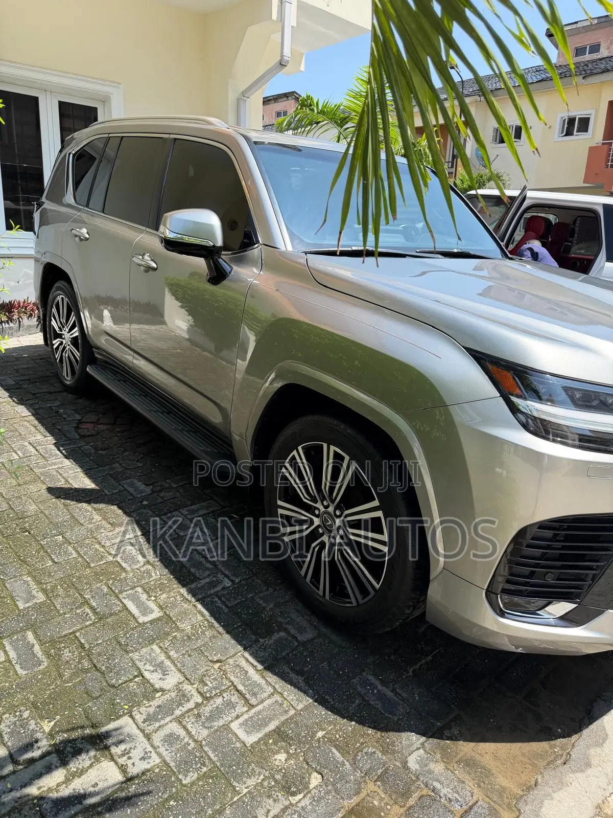 Lexus LX 600 2023 White