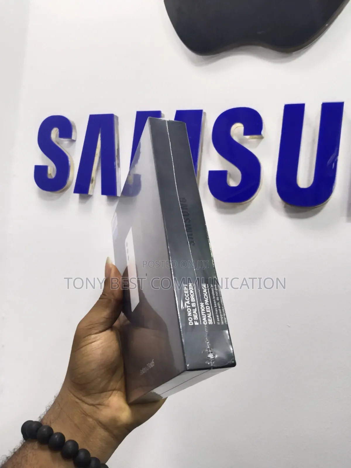 New Samsung Galaxy Fold 5G 512 GB Black