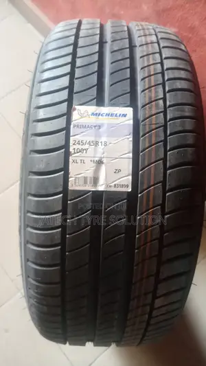245/45/18 Michelin Tyre