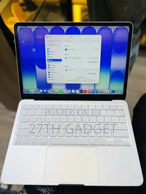 Laptop Apple MacBook Neo 2026 8GB SSD 256GB