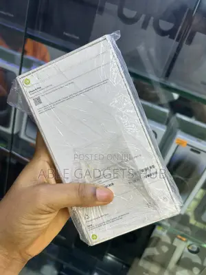 New Apple iPhone 16 Plus 128 GB Blue