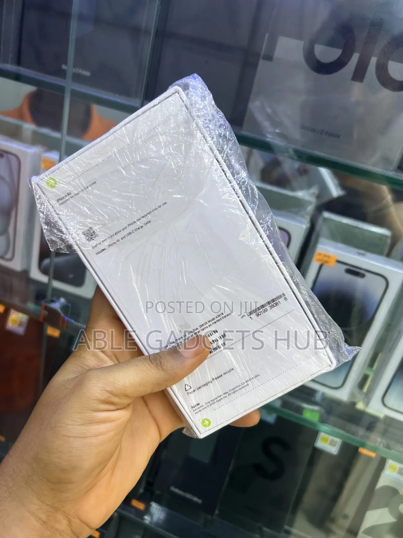 New Apple iPhone 17e 256 GB White