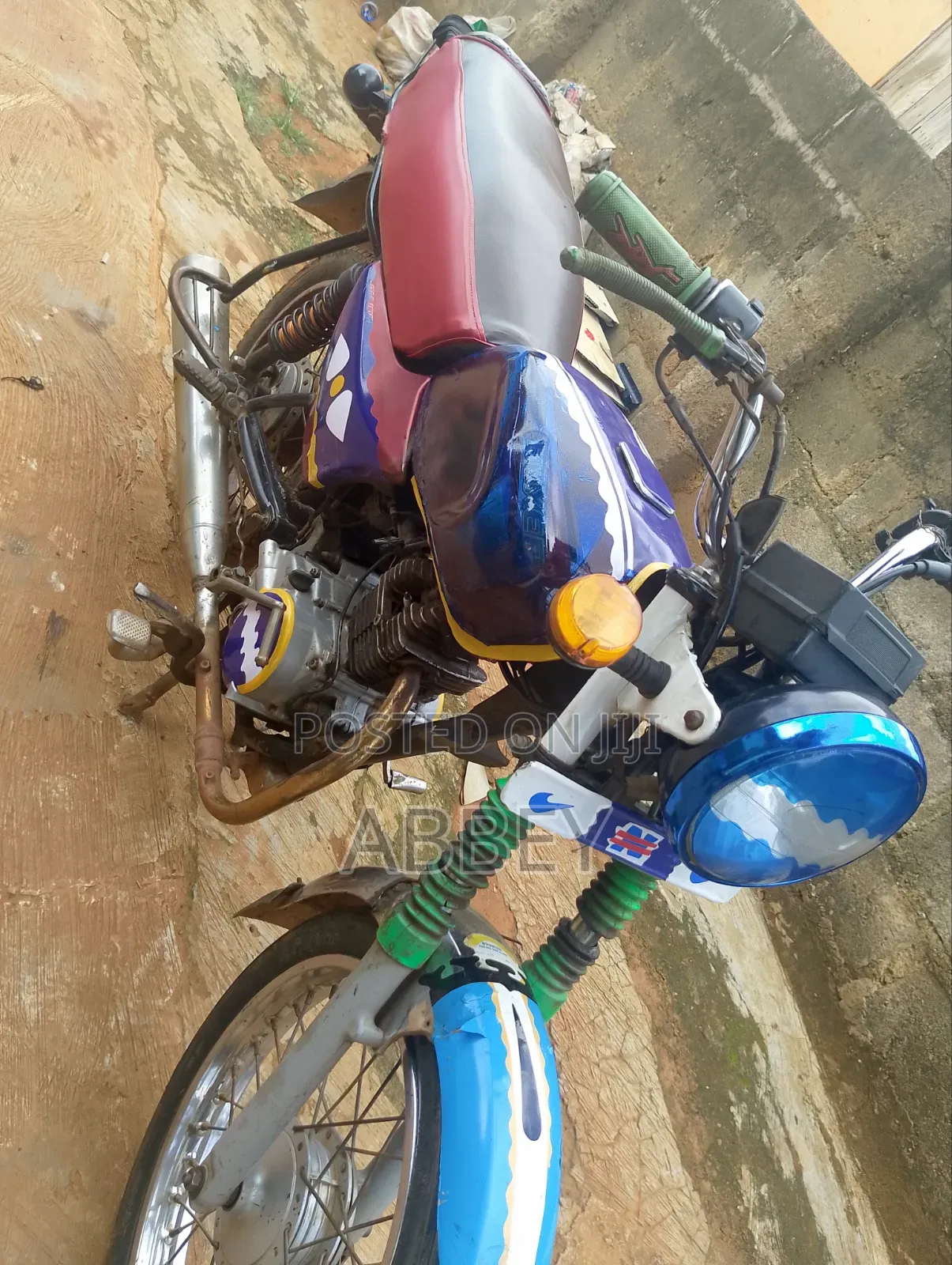 Bajaj Boxer 2023 Red
