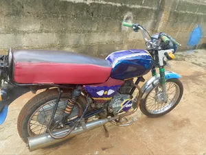 Bajaj Boxer 2023 Red