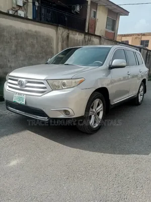 Rent Suvs for L Wedding, Airport Pick Up and Others