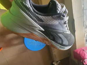 Uk Neatly Used Sneakers for Sale