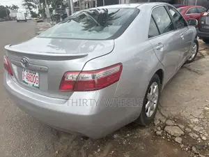 Toyota Camry 2009 Silver