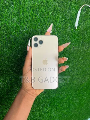 New Apple iPhone 11 Pro 256 GB Gold