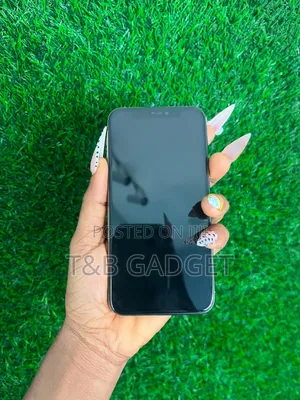 New Apple iPhone 11 Pro 256 GB Gold