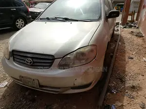Toyota Corolla 2004 Silver