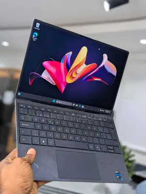Laptop Dell Latitude 7390 16GB Intel Core i7 SSD 512GB
