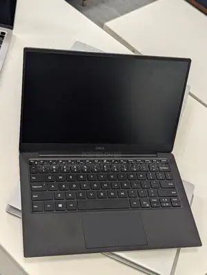 Laptop Dell Latitude 7390 16GB Intel Core i7 SSD 512GB