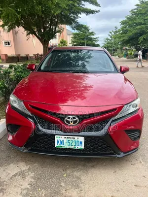 Toyota Camry 2021 Red