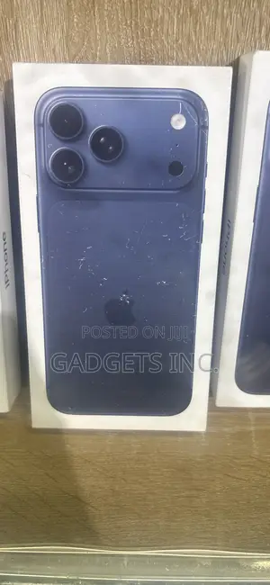 New Apple iPhone 17 Pro Max 256 GB Blue