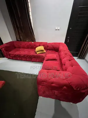 Luxury Red Velvet L-Shaped Chesterfield Sofa – Fairly Used.