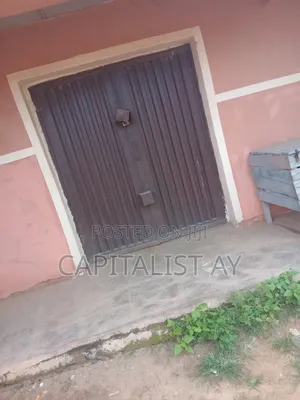 Warehouse to Let