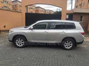 Toyota Highlander 2015 Silver