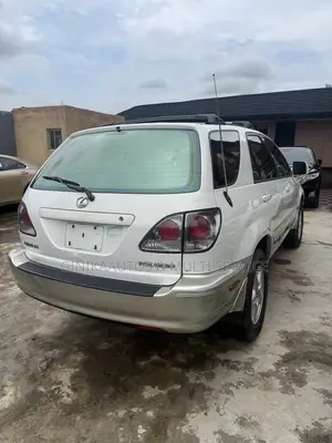 Lexus RX 300 2001 White
