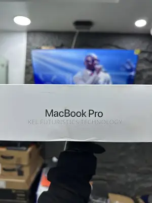 New Laptop Apple MacBook Pro 2026 M5 Max 48GB Apple M5 Max SSD 2T