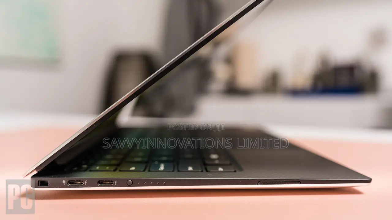 Laptop Dell Latitude 7390 16GB Intel Core i7 SSD 512GB