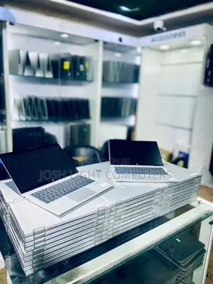 Laptop HP EliteBook x360 1030 G2 8GB Intel Core i5 SSD 256GB