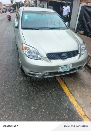 Toyota Matrix 2004 Silver