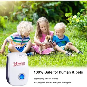 Electrical Ultrasonic Pest Repellent With Blue Light Plug for Indoor