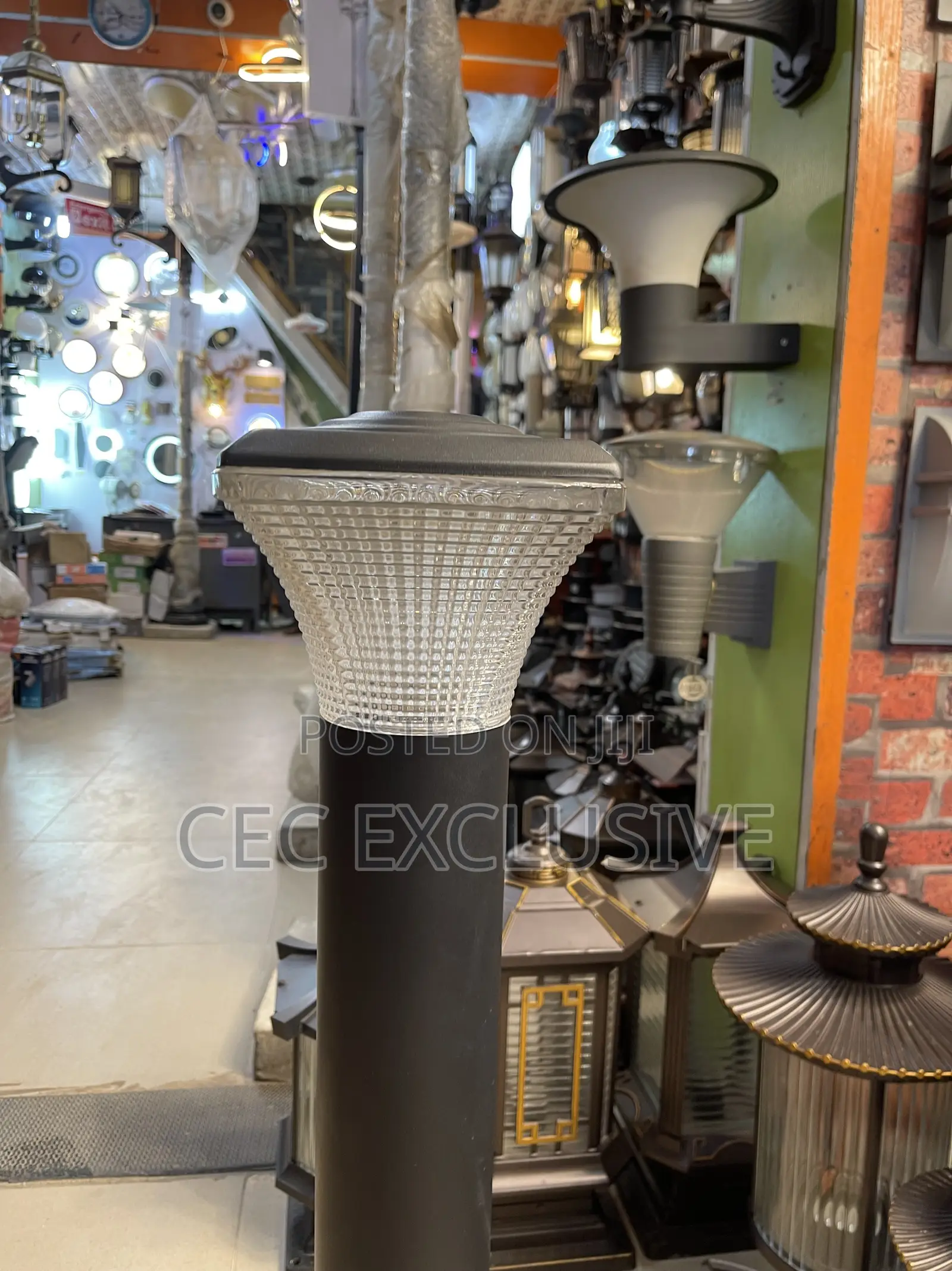 2fit E27 Cast Garden Light