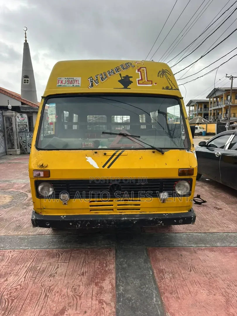 Volkswagen LT 1999 Yellow
