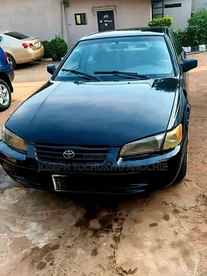Toyota Camry 2000 Black