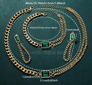 Emeraldglam Duo  Each 
Square Gold Watch