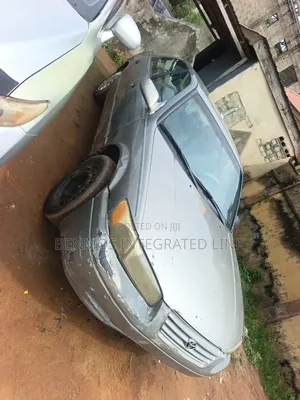 Toyota Camry 2000 Gray