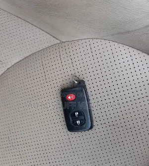Toyota RAV4 2010 White