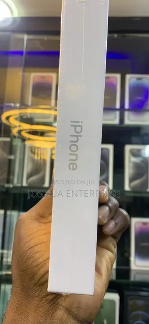 New Apple iPhone 16 Pro Max 512 GB Silver