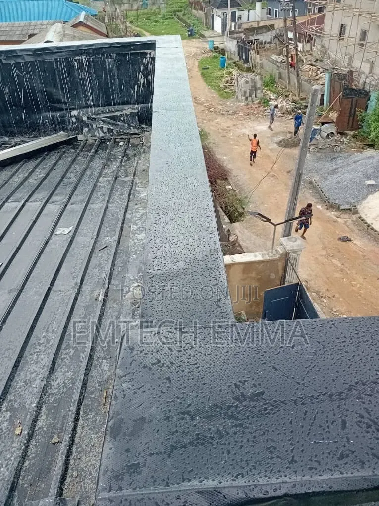 Aluminium and Gerald Roof